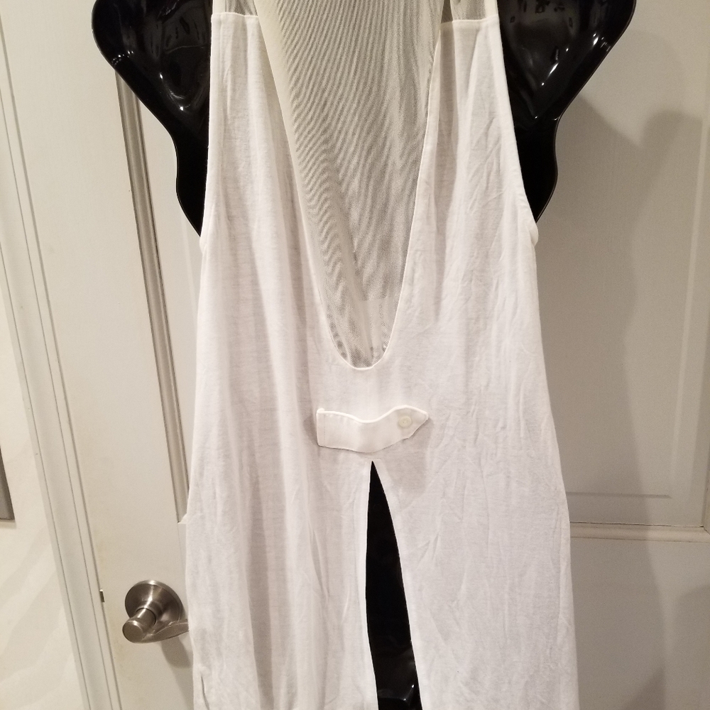 White Zenana Top with V Shaped Top Sheer Back - Picture 9 of 9